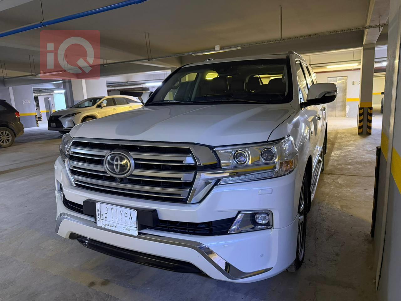 تويوتا لاندكروزر